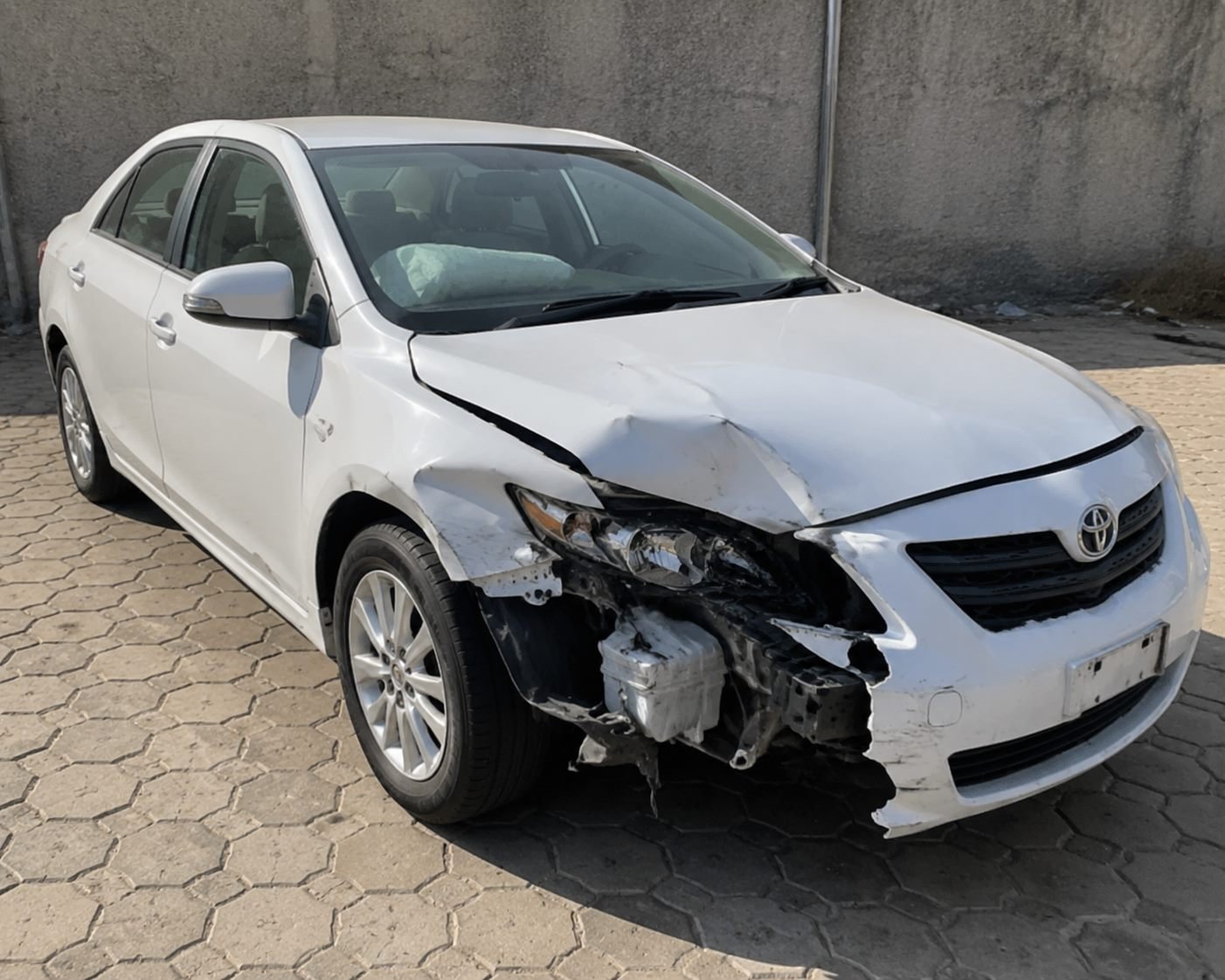 Accident damaged cars purchased by scrap car buyers in UAE